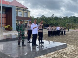 Polres Konut Gelar Apel Pasukan di hadiri Wakil Bupati Serta Kesiapan Pengamanan Pilkada Serentak 27 Nopember