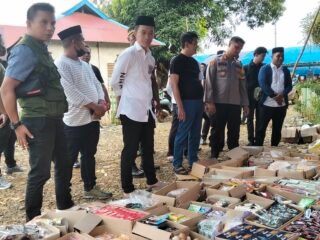 Bupati dan Wakil Bupati Tinjau Pasar Tradisional di Desa Boenaga, Serta Pantau Kestabilan Harga