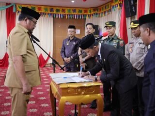 APBD Perubahan Konawe Utara 2025 Resmi Ditetapkan Rp 1,45 Triliun, Bupati Konut Tekankan Optimalisasi PAD