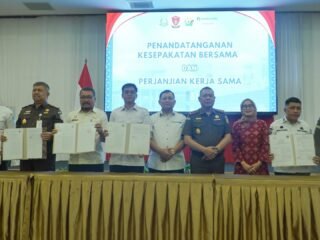 Wakili Bupati, Sekda Konawe Utara Tandatangani Kerja Sama Terkait Pidana Kerja Sosial se-Sultra