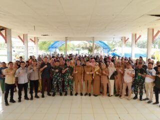 Jelang Natal 2025 dan Tahun Baru 2026, Bupati Konawe Utara Resmi Buka Gerakan Pangan Murah di Wiwirano