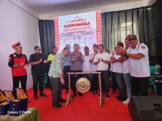 Hadiri Pelantikan Asopongga, Herman Sewani Dorong Pengusaha Lokal Bersatu