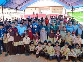 Bupati Konawe Utara Resmikan Relokasi SDN 03 Lasolo Kepulauan di Desa Boedingi