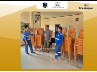 PT MLP Salurkan 50 Kursi untuk Balai Desa Ngapainia, Wujud Nyata Komitmen PPM ke Masyarakat