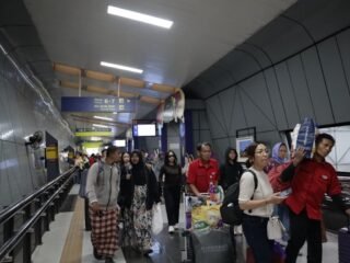 Dua Hari Pasca Idul Fitri 1447 H, Volume Penumpang KA di Daop 2 Bandung Masih Tinggi