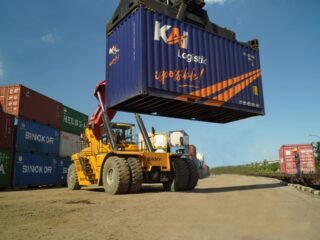 KAI Logistik Kelola 3,6 Juta Ton Barang di TW 1 dengan Peningkatan 24% pada Angkutan Peti Kemas