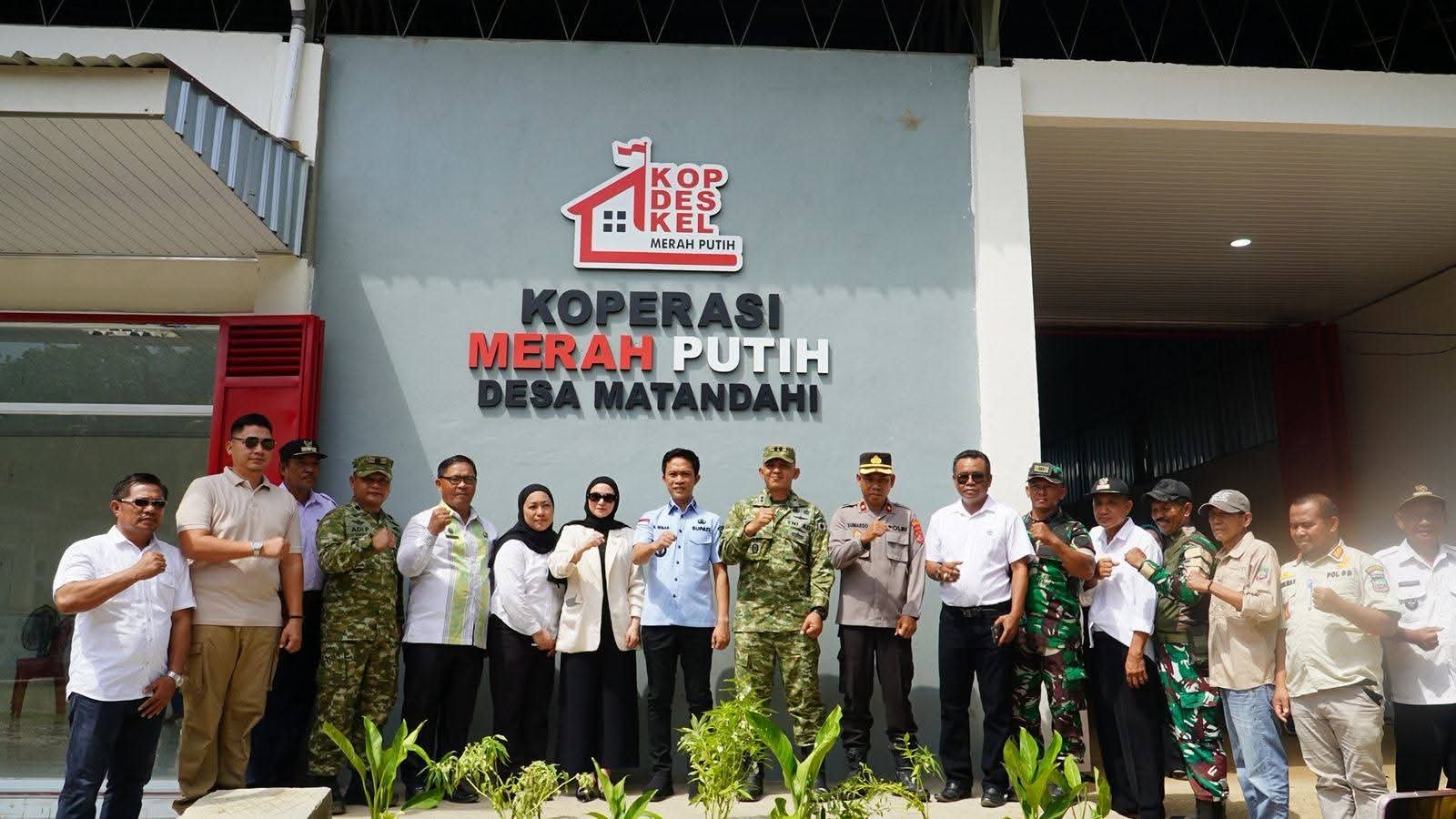Bupati Konawe Utara Ikuti Peresmian Operasional 1.061 Koperasi Merah Putih Secara Virtual Bersama Presiden RI