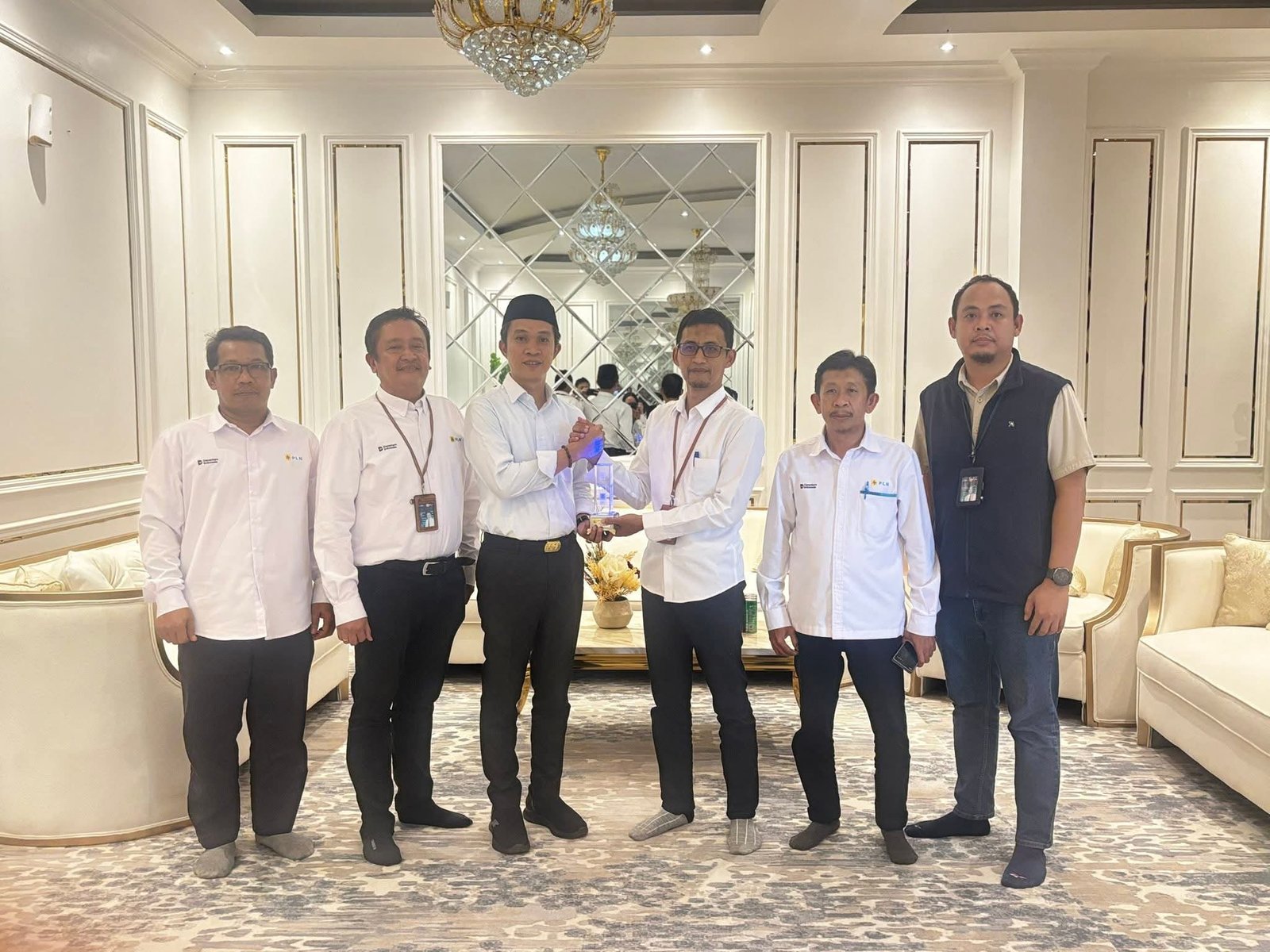 Bupati Konawe Utara Desak PLN Tuntaskan Masalah Tegangan Listrik