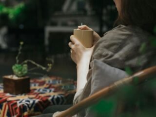 Slow Living Jadi Tujuan Finansial Baru Anak Muda, Kenapa Banyak yang Mulai Mengejarnya?