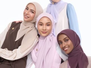 20 Tahun Menemani, napocut Masih Setia Jaga Kualitas Sebagai Pelopor Hijab Paris