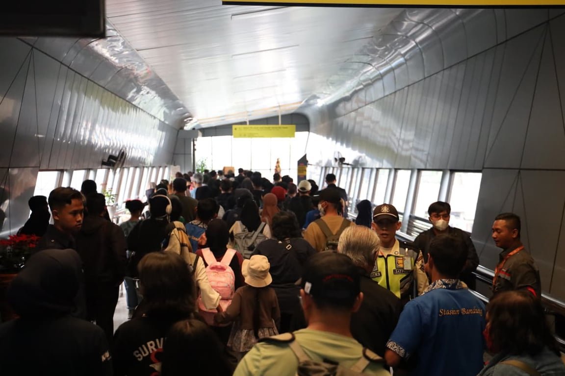 Tiga Hari Pelayanan Perayaan Idul Adha, KAI Daop 2 Bandung Layani 51 Ribu Pelanggan Tiga Hari Pelayanan Perayaan Idul Adha, KAI Daop 2 Bandung Layani 51 Ribu Pelanggan