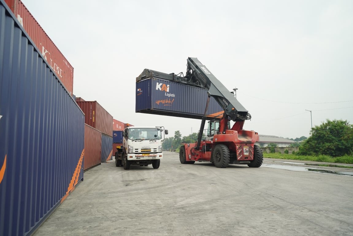 KAI Logistik Tingkatkan Daya Saing KA Kontainer, Perkuat Logistik Berkelanjutan