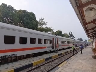 KAI Daop 2 Bandung Pastikan Perjalanan Kereta Api Aman Pasca Gempa 4,9M di Selatan Sukabumi