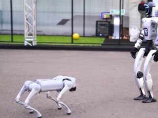 Bukan Sekadar Drone, Kini Robot Quadruped dan Humanoid Ikut Bekerja di Lapangan