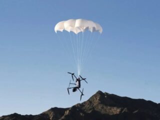 DJI AP100 Resmi Hadir di Indonesia, Parasut Keselamatan Khusus untuk DJI Matrice 400